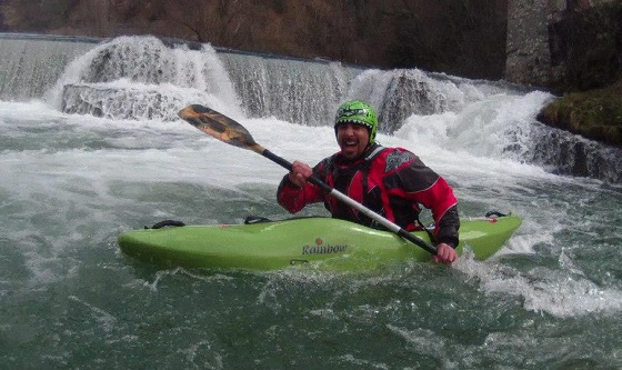 Dario sul kayak